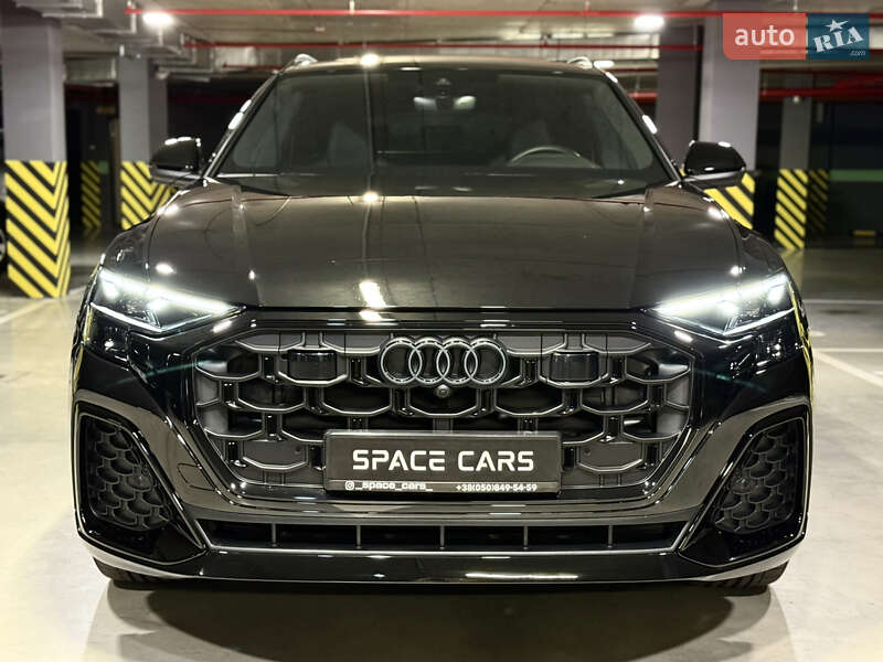 Внедорожник / Кроссовер Audi Q8 2024 в Киеве