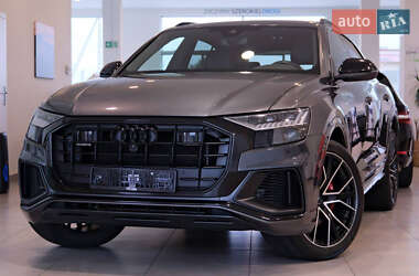 Audi Q8 2020