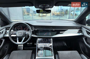 Внедорожник / Кроссовер Audi Q8 2020 в 