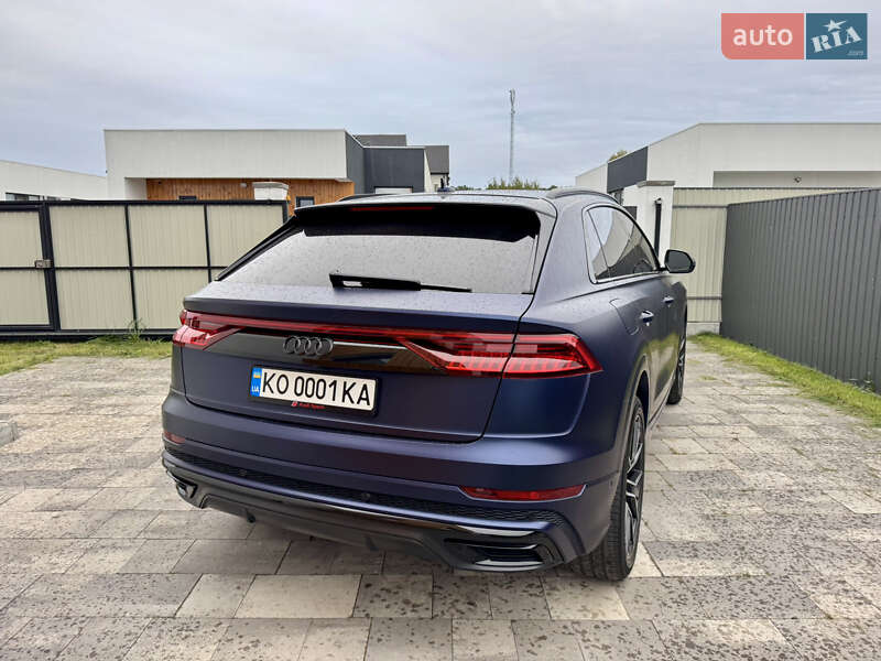 Внедорожник / Кроссовер Audi Q8 2019 в Киеве