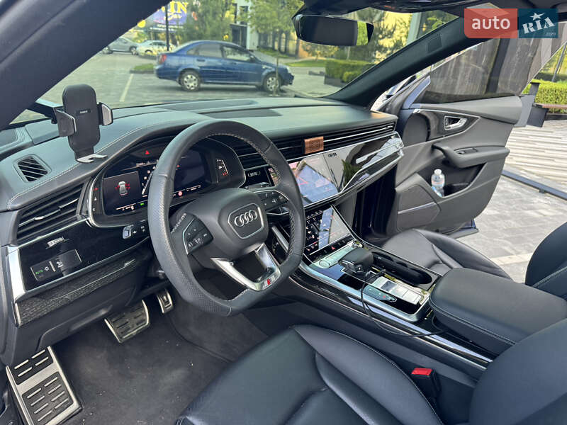 Внедорожник / Кроссовер Audi Q8 2019 в Киеве