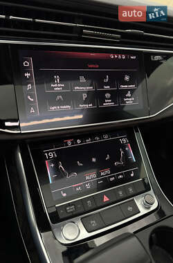 Внедорожник / Кроссовер Audi Q8 2018 в 