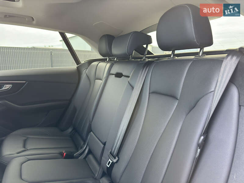 Внедорожник / Кроссовер Audi Q8 2019 в Ивано-Франковске