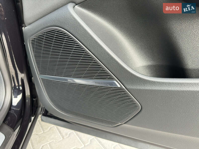 Внедорожник / Кроссовер Audi Q8 2019 в Ивано-Франковске