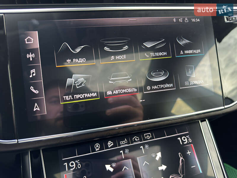 Внедорожник / Кроссовер Audi Q8 2019 в Ивано-Франковске