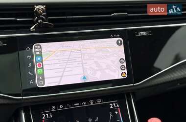 Внедорожник / Кроссовер Audi Q8 2021 в 