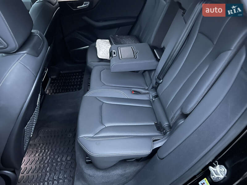 Внедорожник / Кроссовер Audi Q8 2021 в Хмельницком