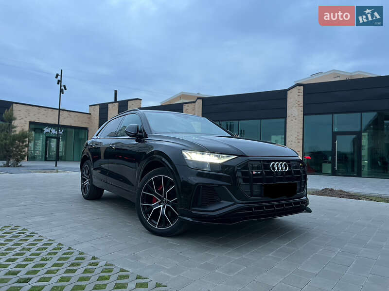 Внедорожник / Кроссовер Audi Q8 2021 в Хмельницком