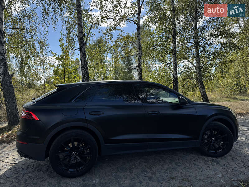 Внедорожник / Кроссовер Audi Q8 2022 в Киеве фото 9 Внедорожник / Кроссовер Audi Q8 2022 в Киеве