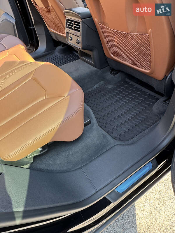 Внедорожник / Кроссовер Audi Q8 2022 в Киеве фото 41 Внедорожник / Кроссовер Audi Q8 2022 в Киеве