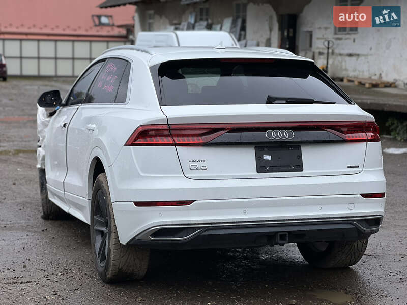 Позашляховик / Кросовер Audi Q8 2019 в Стрию