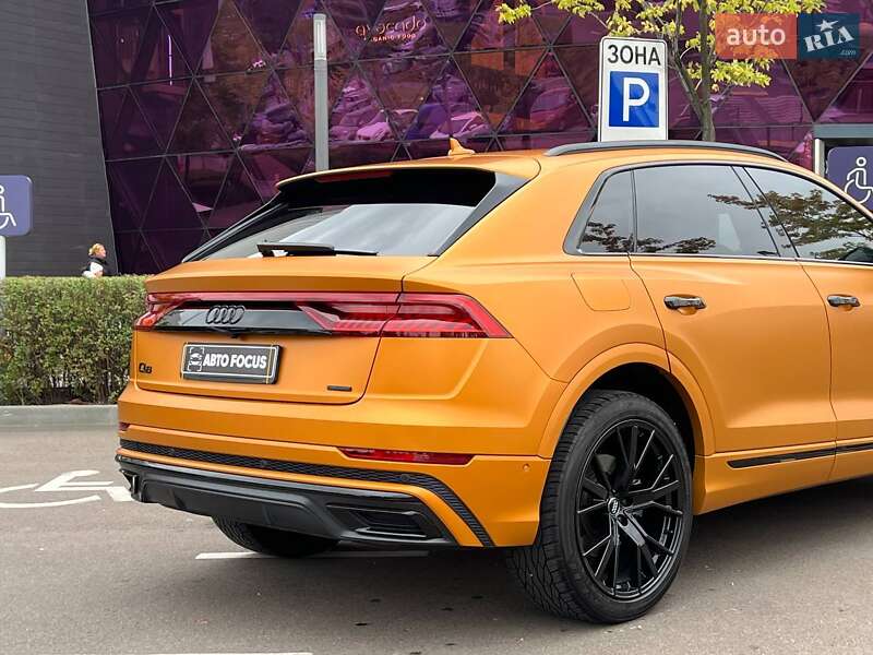 Внедорожник / Кроссовер Audi Q8 2018 в Киеве