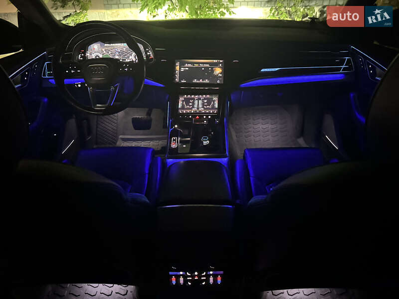 Внедорожник / Кроссовер Audi Q8 2019 в Черкассах