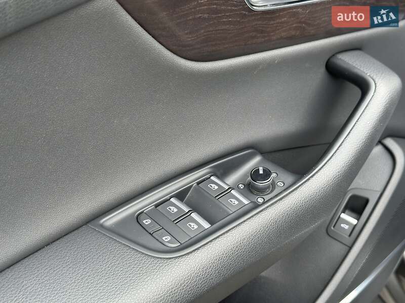 Внедорожник / Кроссовер Audi Q8 2019 в Киеве