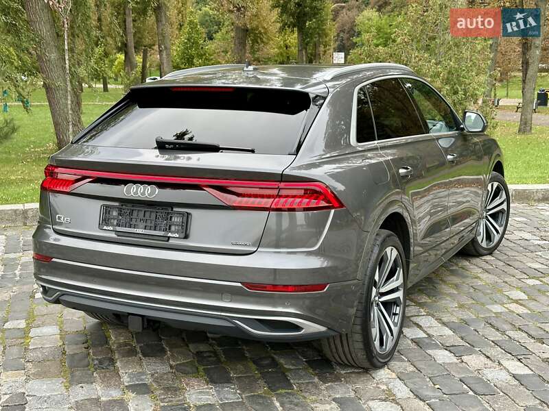 Внедорожник / Кроссовер Audi Q8 2019 в Киеве
