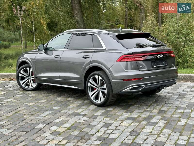 Внедорожник / Кроссовер Audi Q8 2019 в Киеве