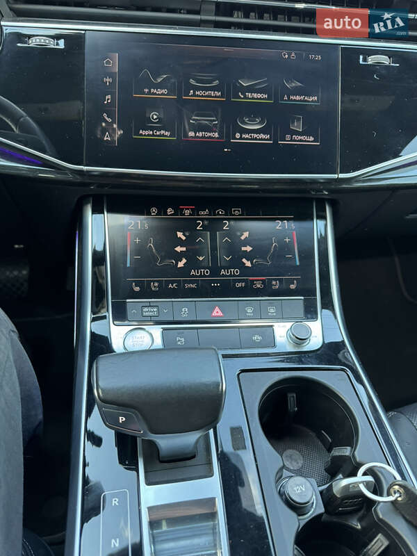 Внедорожник / Кроссовер Audi Q8 2018 в Киеве