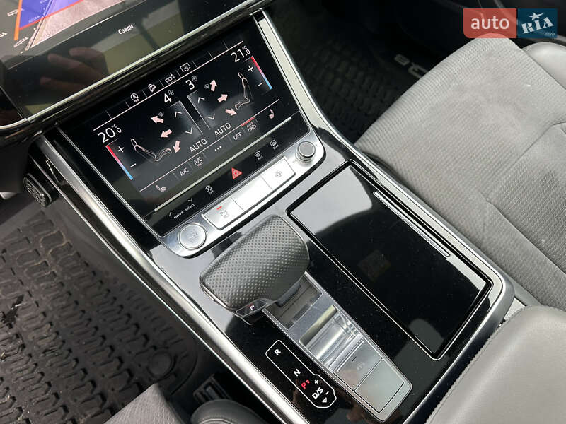 Внедорожник / Кроссовер Audi Q8 2018 в Киеве