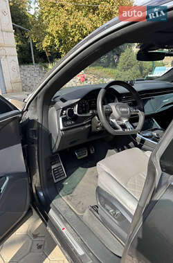 Внедорожник / Кроссовер Audi Q8 2019 в 