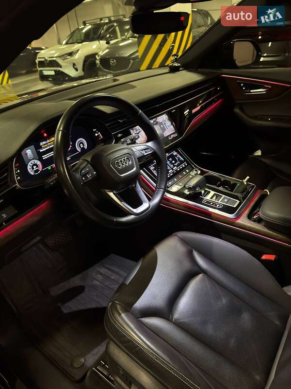 Внедорожник / Кроссовер Audi Q8 2018 в Киеве