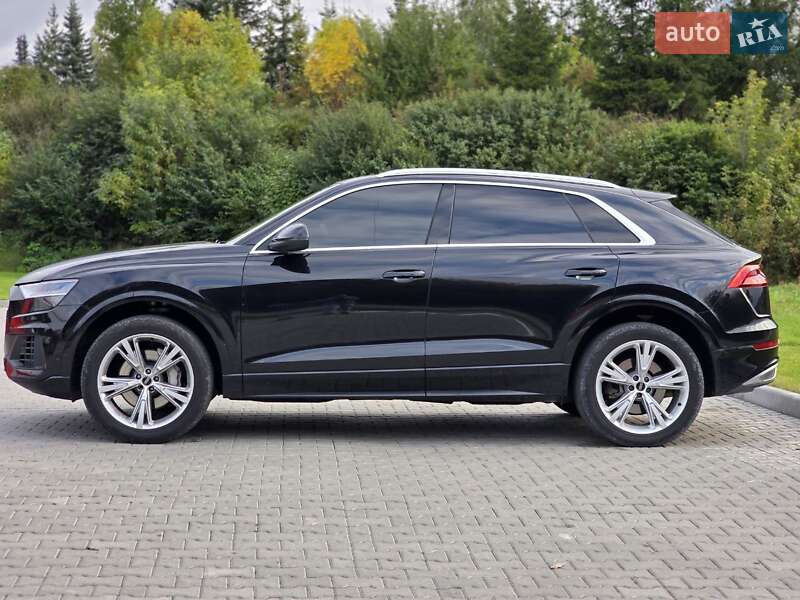 Позашляховик / Кросовер Audi Q8 2021 в Тернополі