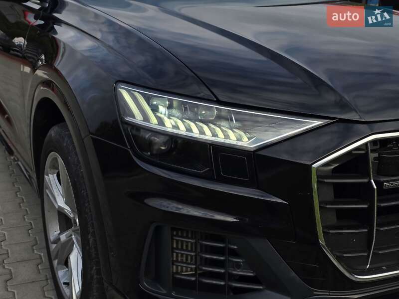 Позашляховик / Кросовер Audi Q8 2021 в Тернополі