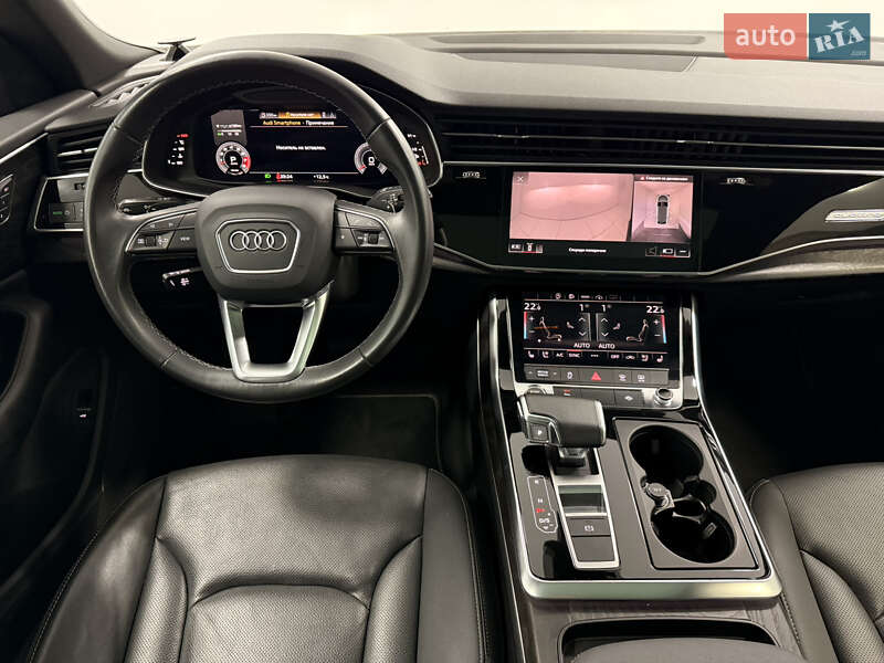 Внедорожник / Кроссовер Audi Q8 2021 в Одессе