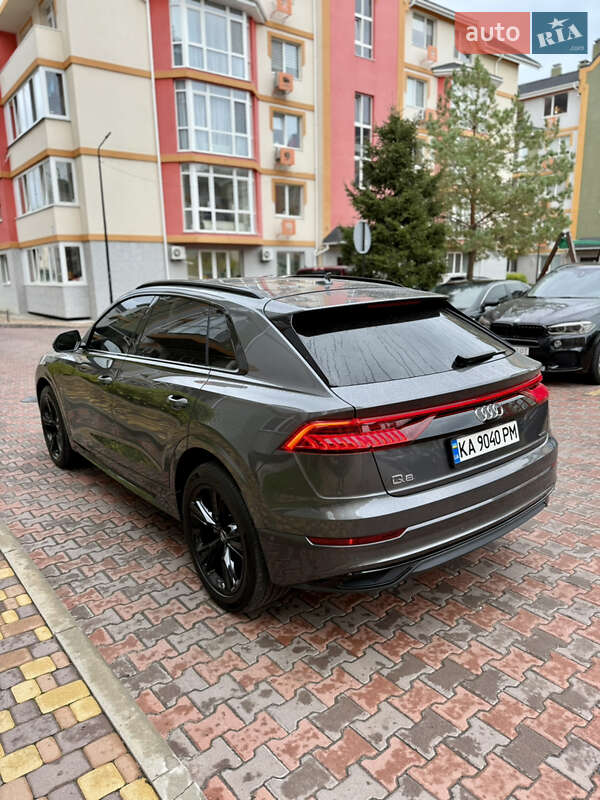 Позашляховик / Кросовер Audi Q8 2019 в Києві