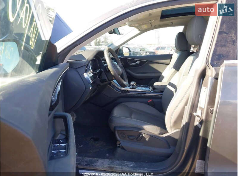 Позашляховик / Кросовер Audi Q8 2019 в Києві