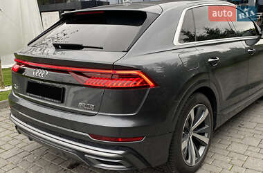 Внедорожник / Кроссовер Audi Q8 2019 в 
