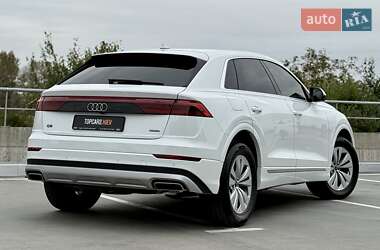 Внедорожник / Кроссовер Audi Q8 2025 в 