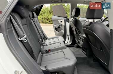 Внедорожник / Кроссовер Audi Q8 2025 в 