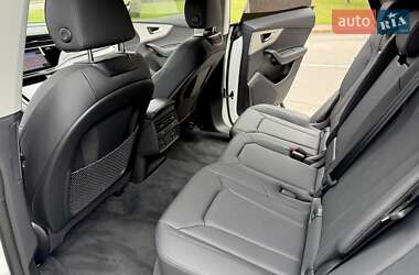 Внедорожник / Кроссовер Audi Q8 2025 в 