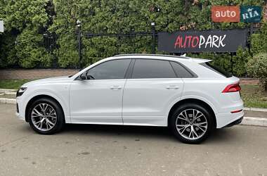 Внедорожник / Кроссовер Audi Q8 2020 в 
