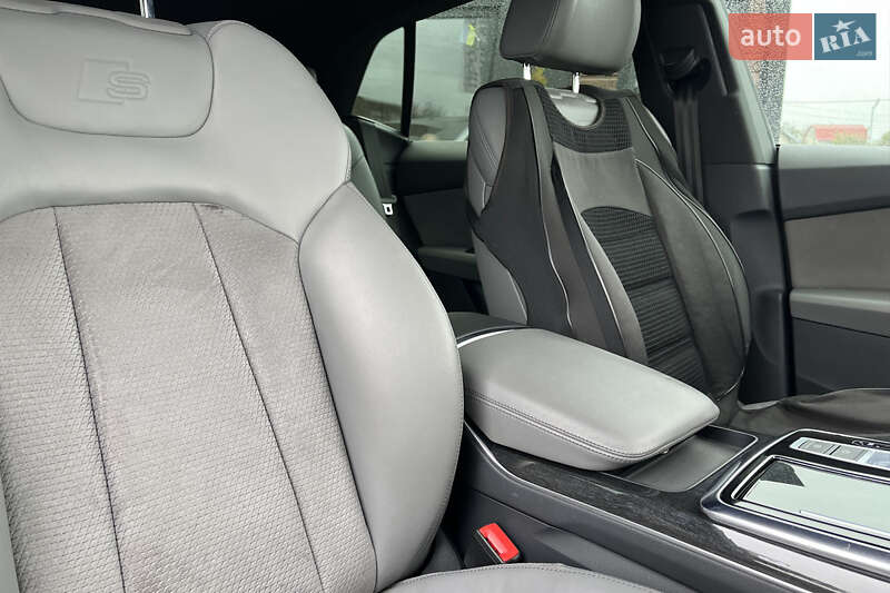 Внедорожник / Кроссовер Audi Q8 2019 в Коломые