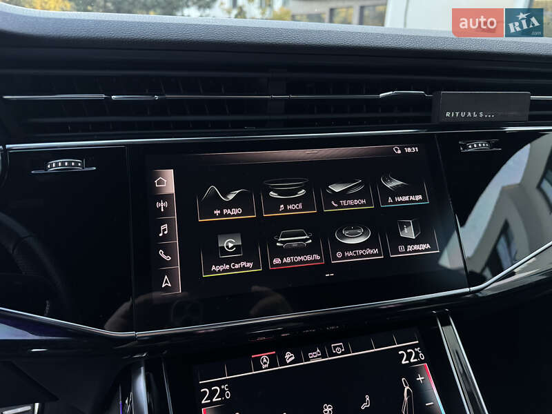 Внедорожник / Кроссовер Audi Q8 2019 в Ужгороде