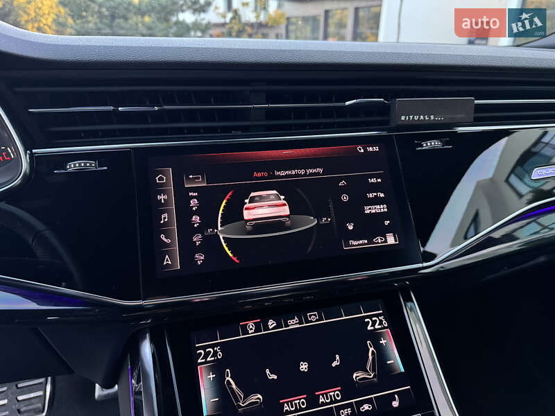 Внедорожник / Кроссовер Audi Q8 2019 в Ужгороде