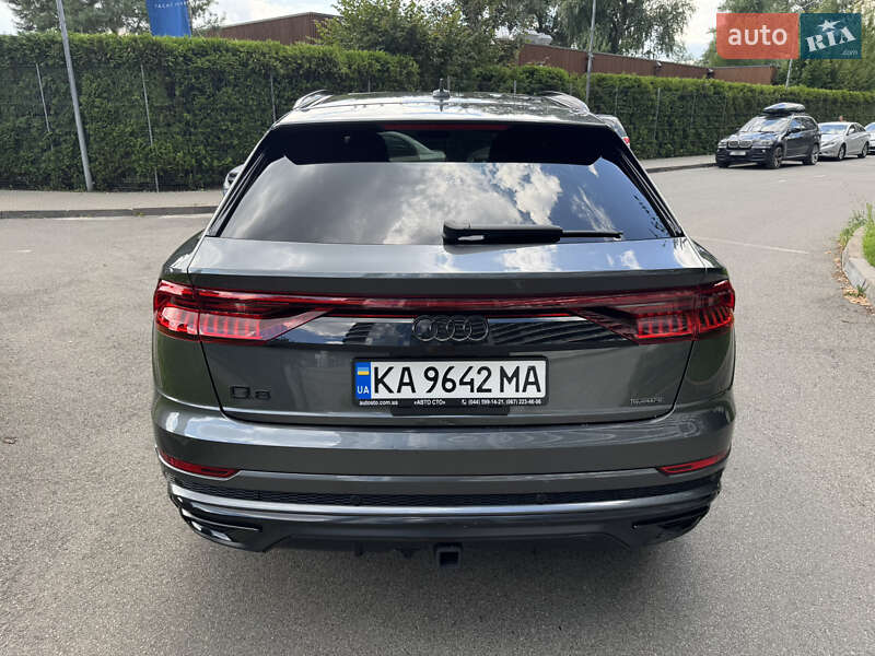 Внедорожник / Кроссовер Audi Q8 2021 в Киеве