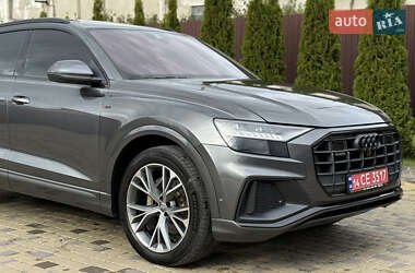 Внедорожник / Кроссовер Audi Q8 2020 в 