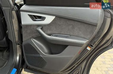 Внедорожник / Кроссовер Audi Q8 2020 в 