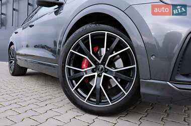 Внедорожник / Кроссовер Audi Q8 2020 в 