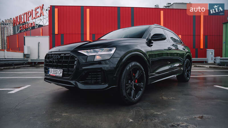 Внедорожник / Кроссовер Audi Q8 2018 в Киеве