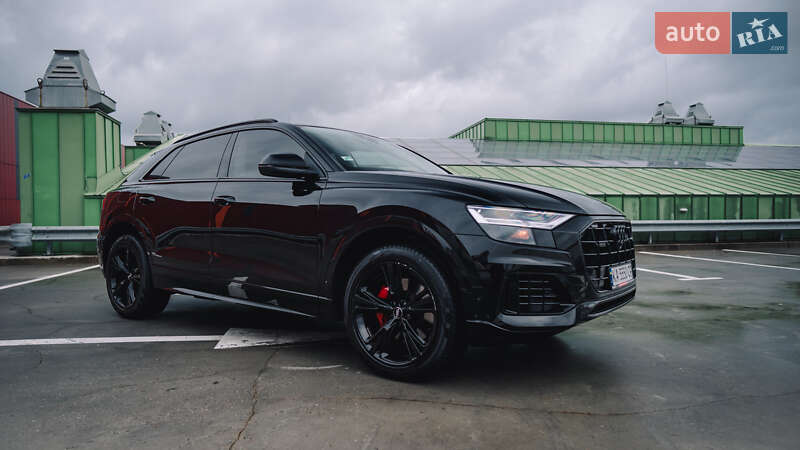 Внедорожник / Кроссовер Audi Q8 2018 в Киеве