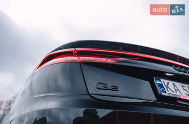 Внедорожник / Кроссовер Audi Q8 2018 в 