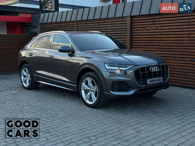 Внедорожник / Кроссовер Audi Q8 2019 в Одессе