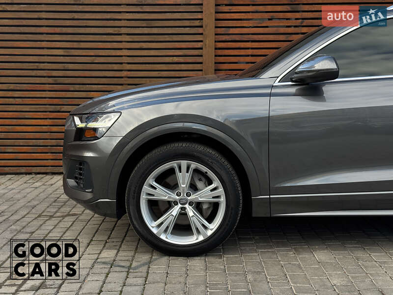 Внедорожник / Кроссовер Audi Q8 2019 в Одессе