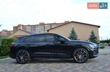 Внедорожник / Кроссовер Audi Q8 2020 в 
