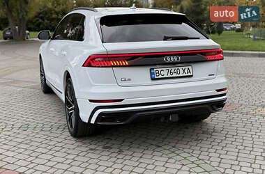 Внедорожник / Кроссовер Audi Q8 2020 в 