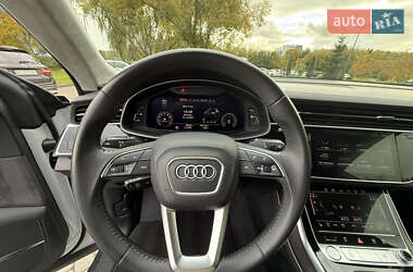 Внедорожник / Кроссовер Audi Q8 2020 в 