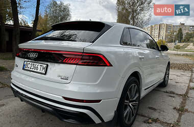 Позашляховик / Кросовер Audi Q8 2019 в 